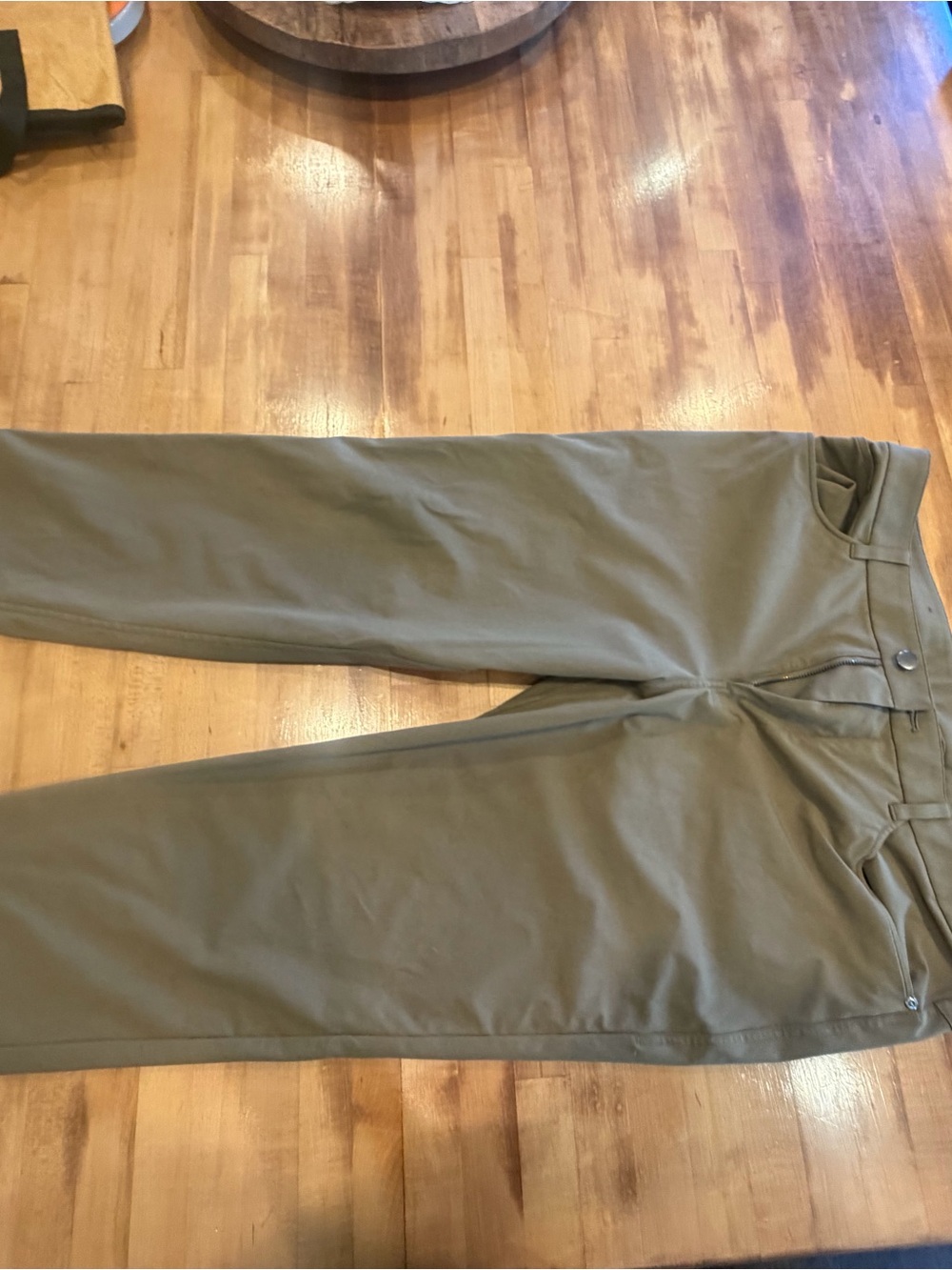 lululemon athletica Men's Tan ABC Stretch Casual Pants